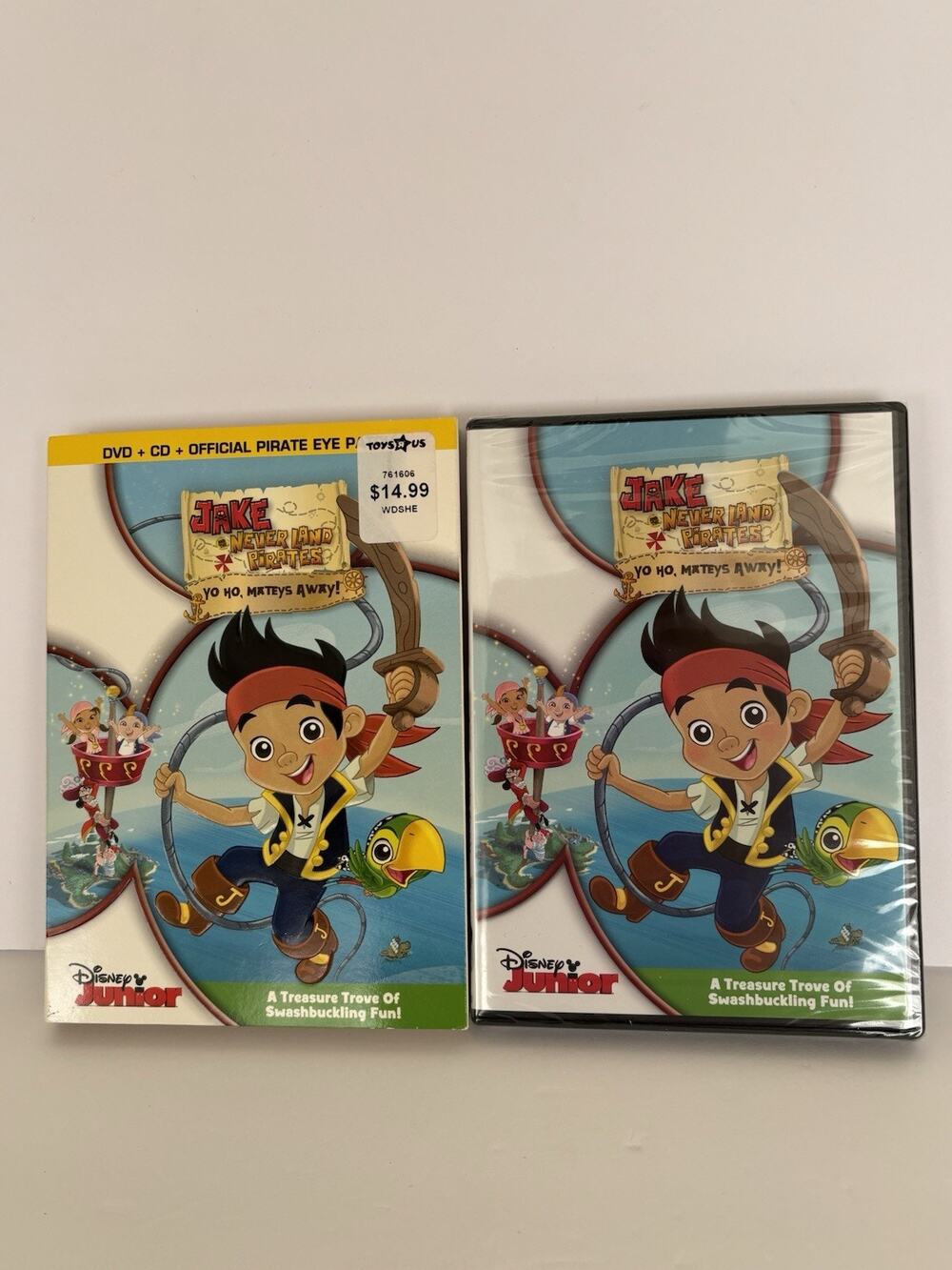 JAKE AND THE NEVER LAND PIRATES: SEASON 1, VOL 1 DVD With Sleeve,CD,Eye Patch